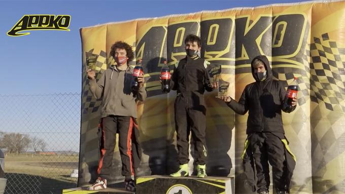 El podio de la 4ta. carrera de Cadetes 150 en Olavarría. | Imagen de video